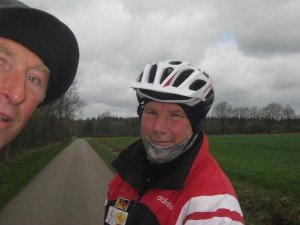 Praatje onderweg met sportieve 65-er op de fiets.