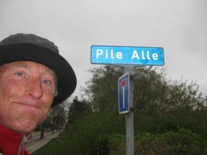 Waar leidt deze weg nou weer heen? Ik zeg altijd: niet lang pielen, op naar Vijlen