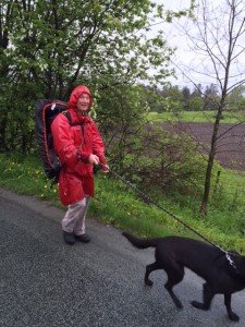 Van buiten nat van de regen, van binnen van het zweet