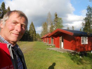 Hut nr. 6 is voor ons. Geen water, wel elektriciteit. Wifi in hoofdkeet.